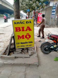 Khắc bia mộ hà nội