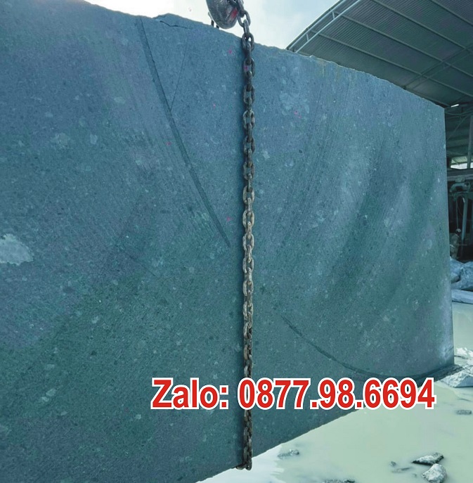 Khai thác đá tự nhiên chất lượng cao làm lăng mộ