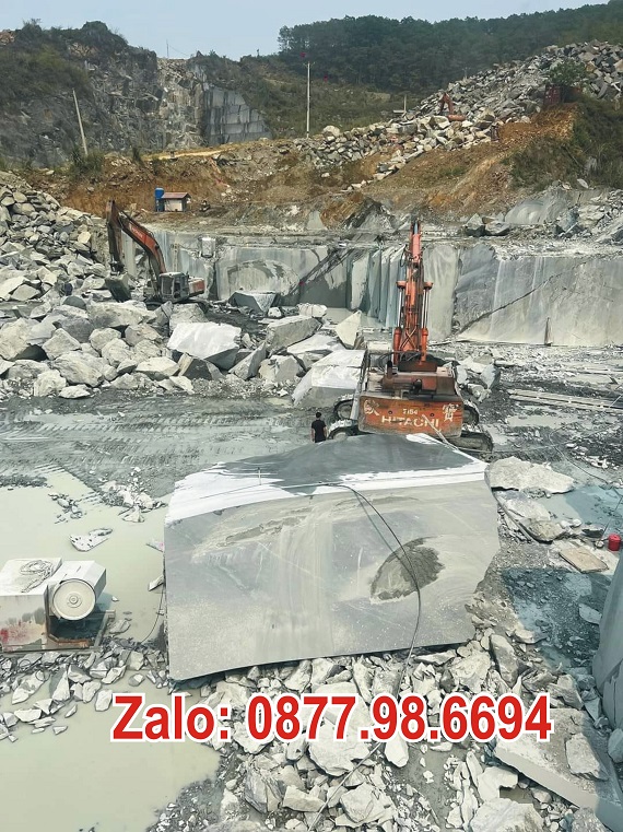 Khai thác đá tự nhiên chất lượng cao làm lăng mộ