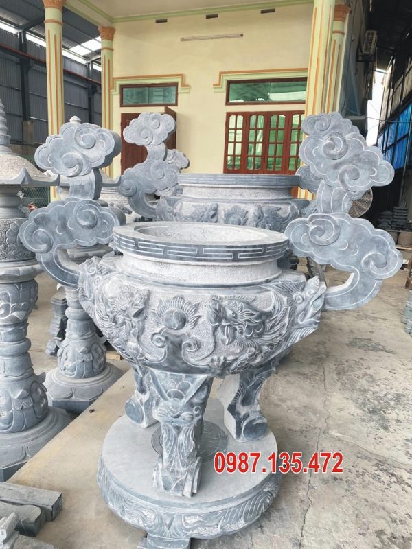 Lư hương ngoài trời
