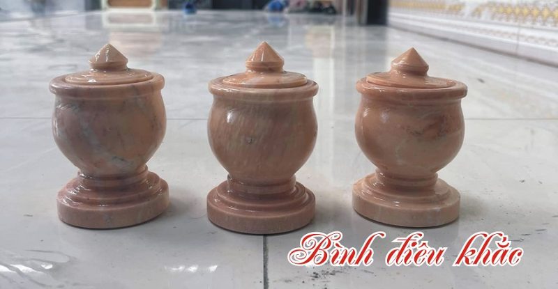Ly nước bằng đá