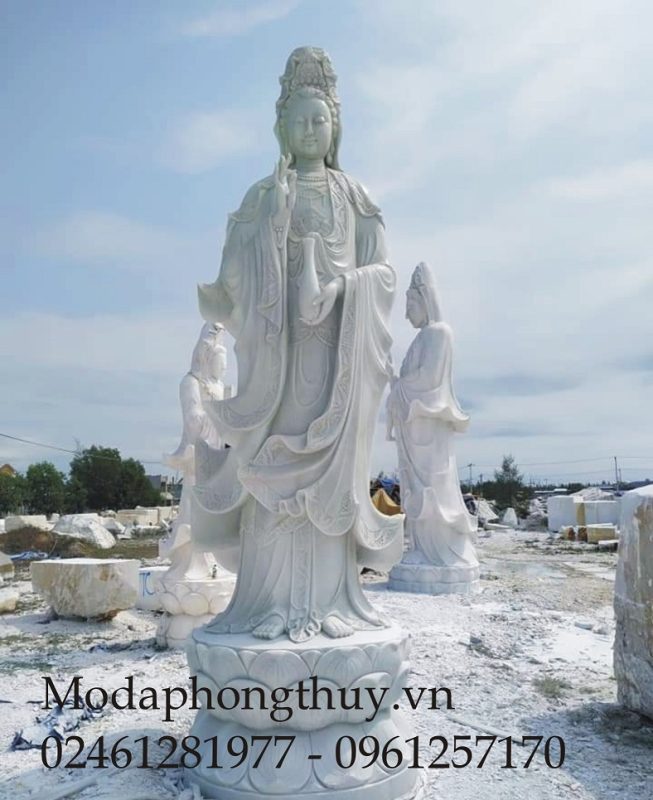 Tượng Phật bằng đá