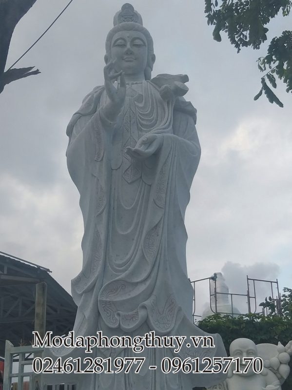 Tượng Phật bằng đá